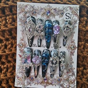 Elegant Silver and Blue Nail Art Set